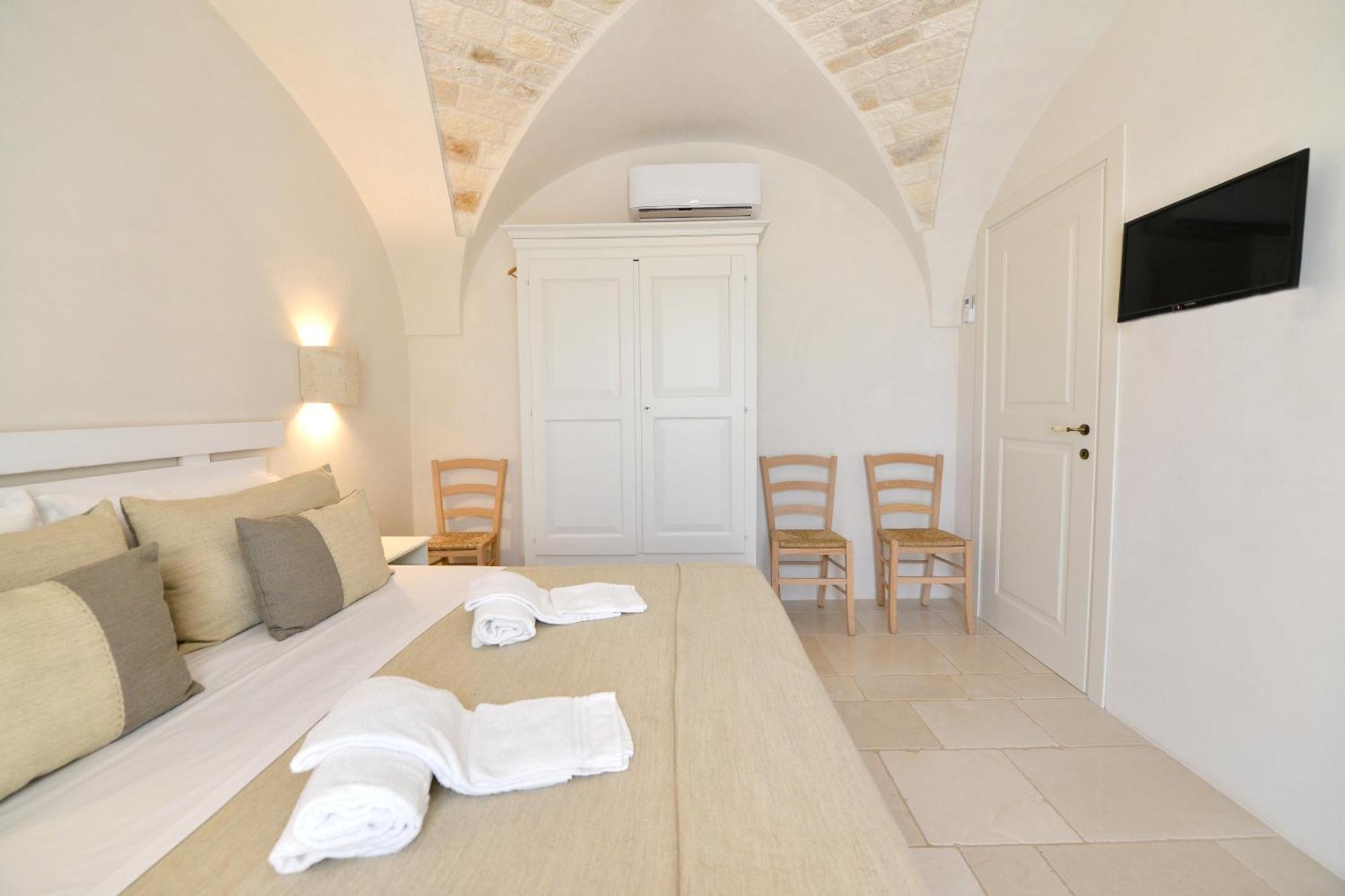 B&B Masseria Piccola Cisternino Exterior photo