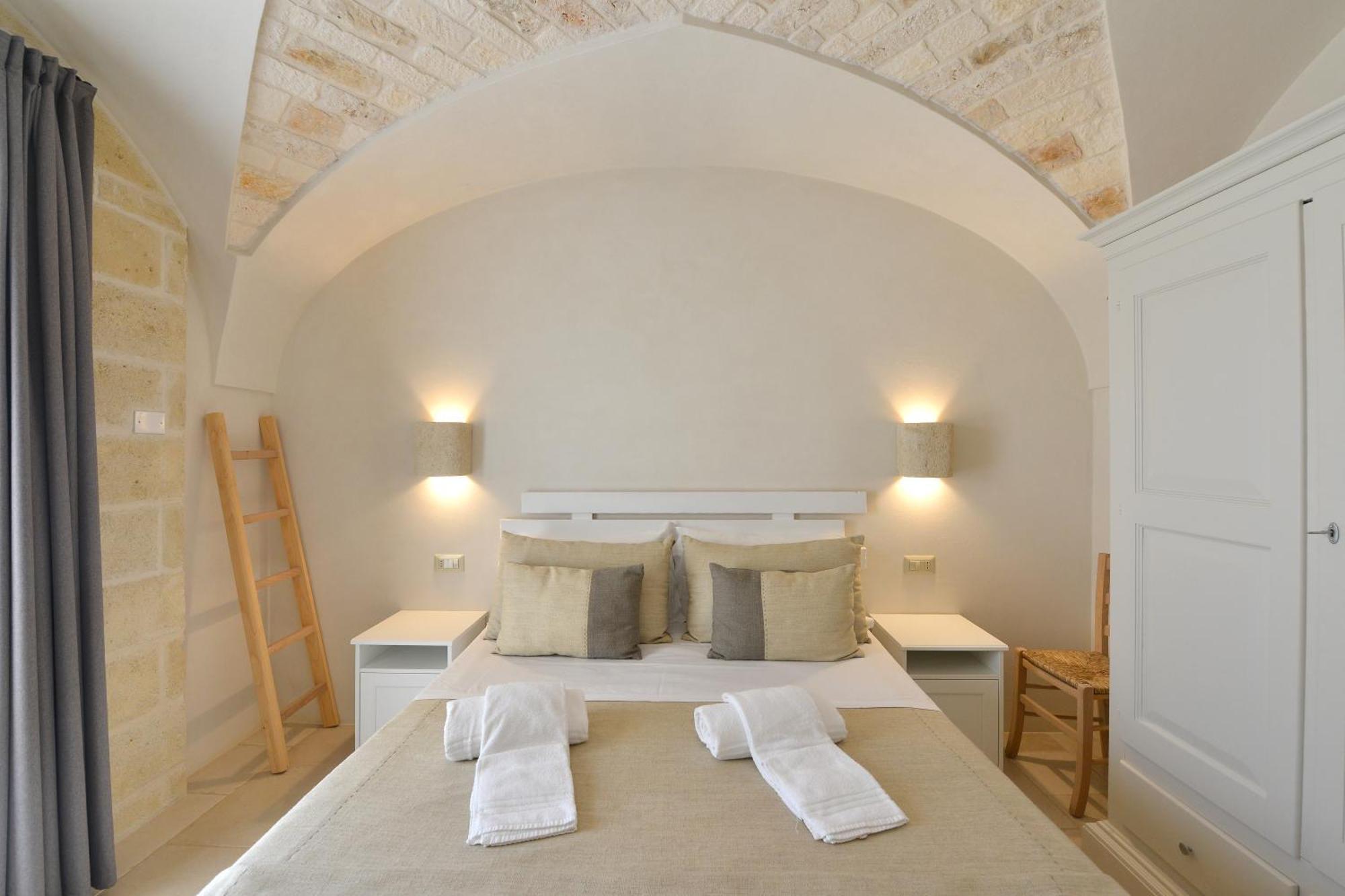B&B Masseria Piccola Cisternino Exterior photo