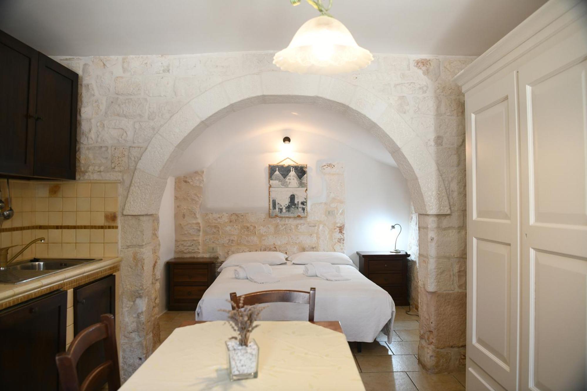 B&B Masseria Piccola Cisternino Exterior photo